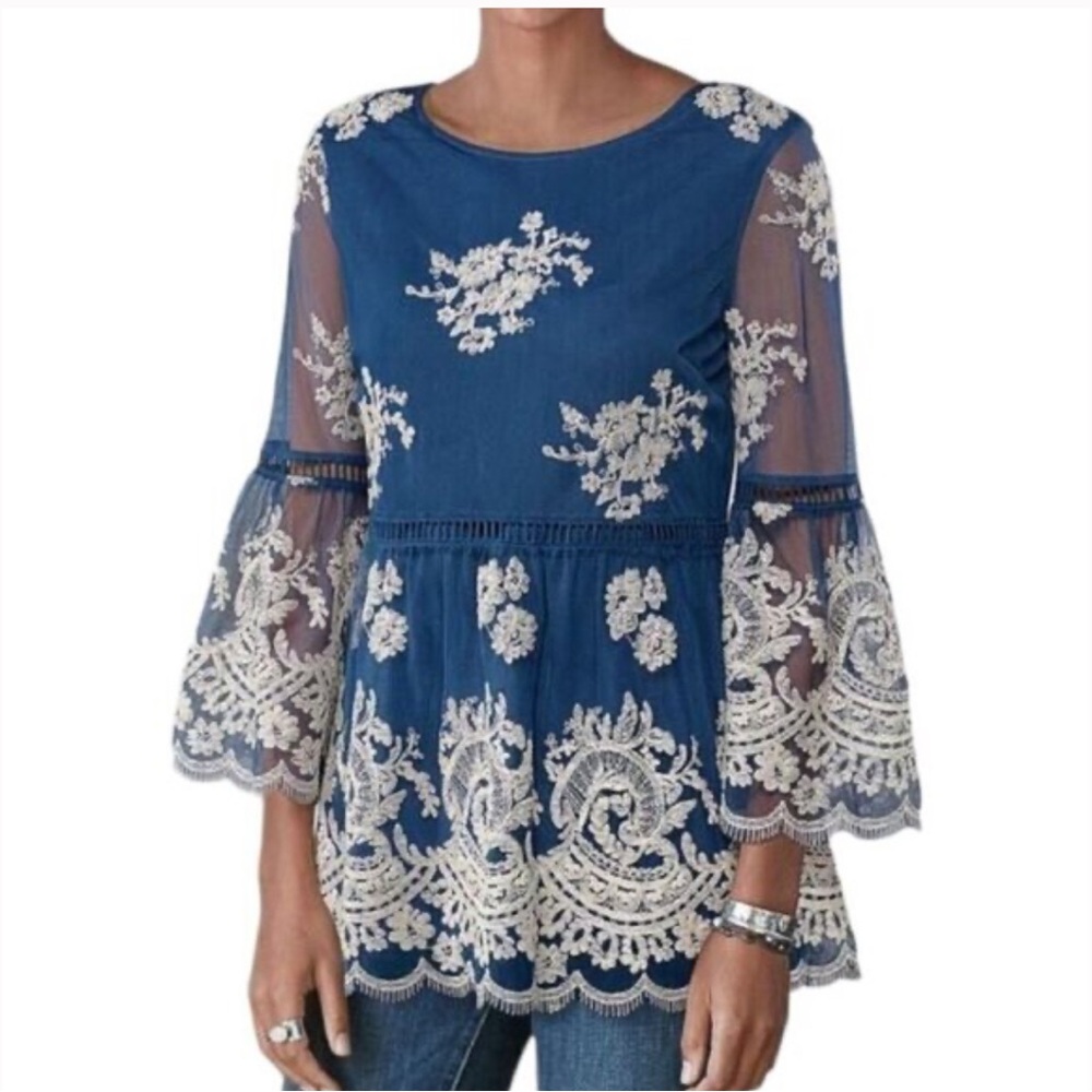 Sundance Fleur in Bloom Blue and Cream Lace Bell Sleeve Blouse Size Large